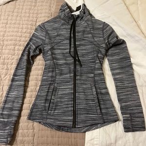 Lulu Lemon Define zip up